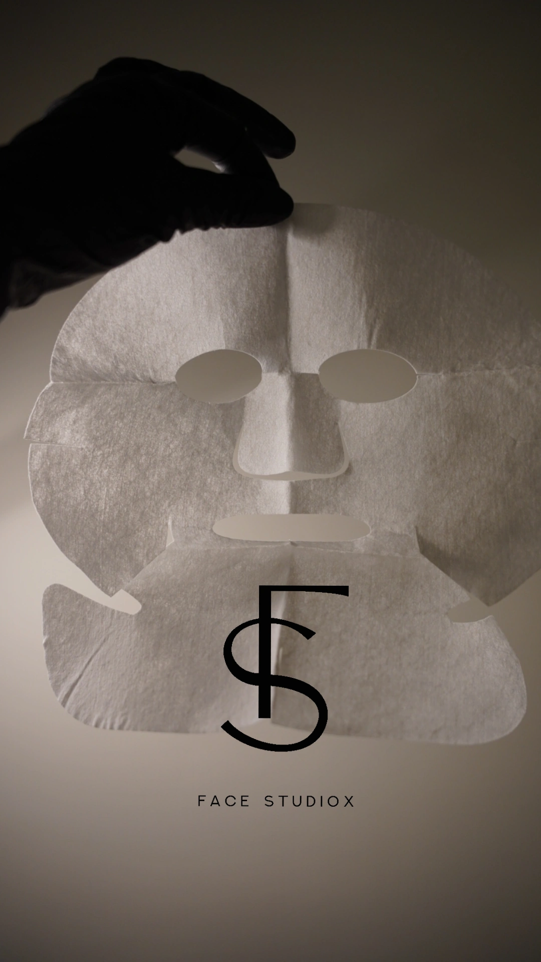 محیط کلینیک فیس استودیوکس و تجهیزات کربوکسی تراپی غیرتهاجمی